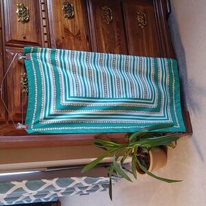 💚Mosi Silk Touch Chain & Striped Scarf